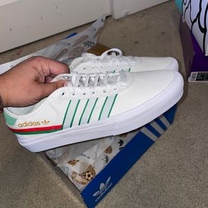 BRAND NEW! Mexico edition adidas